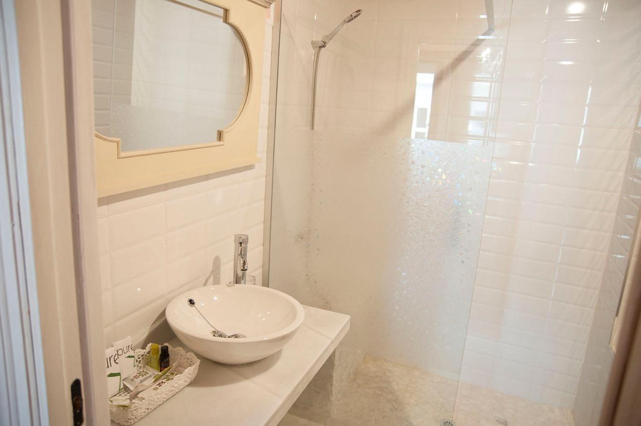La Casa De Maria Guest House Algarinejo ภายนอก รูปภาพ